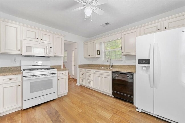 Photo - 3040 Majestic Park Ct