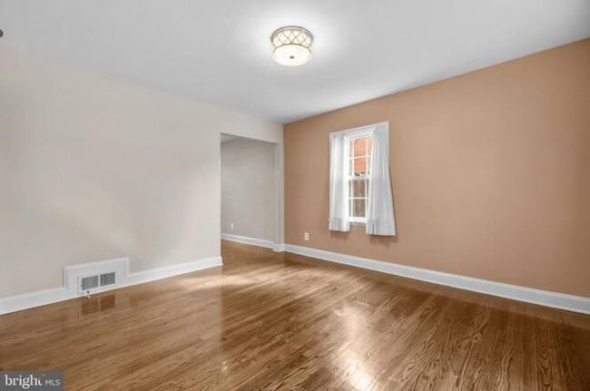 Photo - 311 S Wayne St