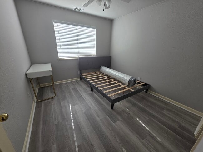 Photo - 6225 Thicket Ct