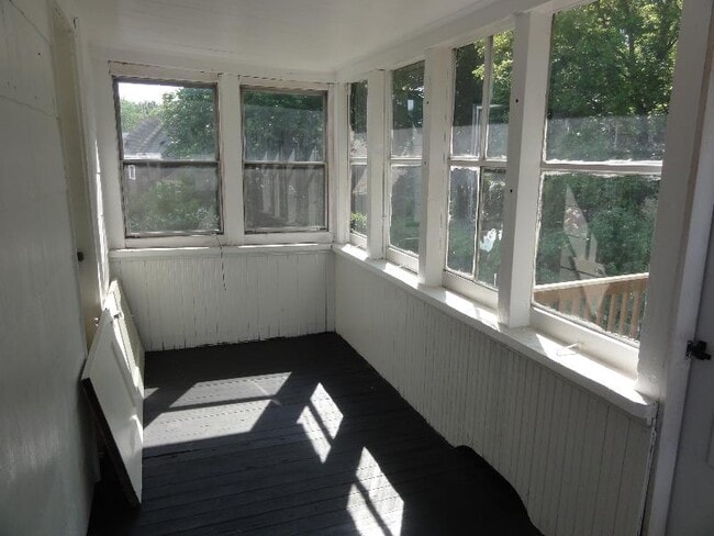 Photo - 6 Munroe St Unit 2