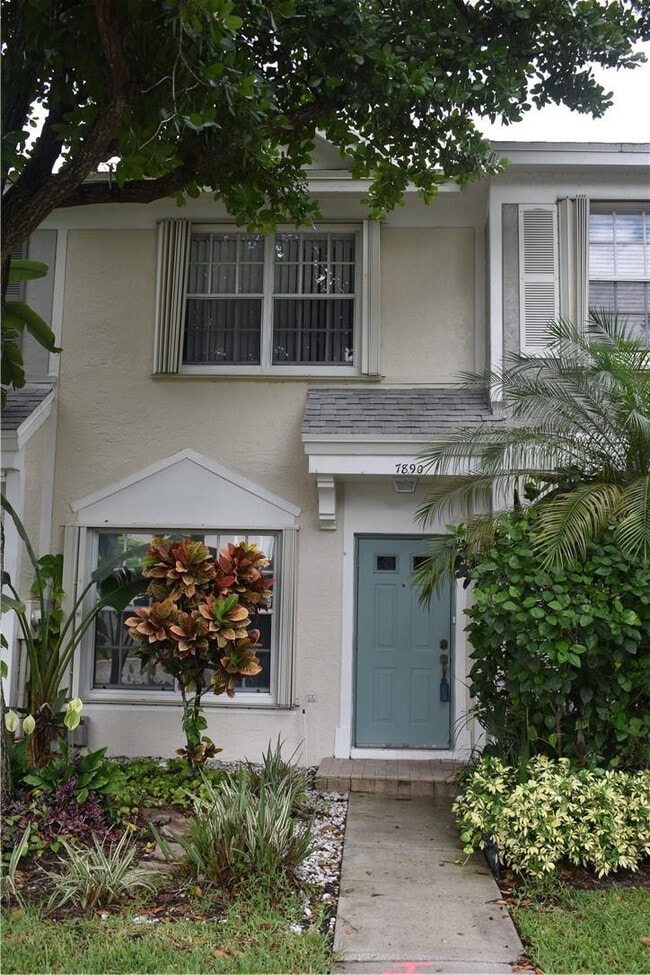 Building Photo - 7890 Dixie Beach Cir