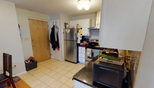 Photo - 41 Cross St Unit A