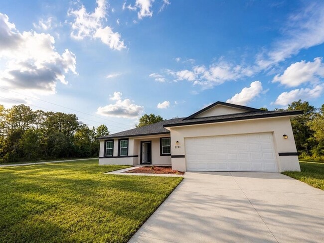 Building Photo - 2741 W Rutland Dr