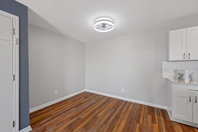 Photo - Bridgewater Crossing Apartments