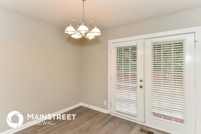 Photo - 2882 Green Trail Dr