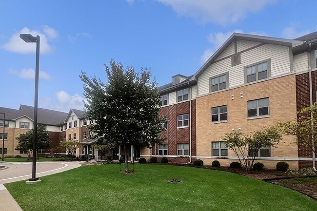 Photo - DIAMOND SENIOR APARTMENTS