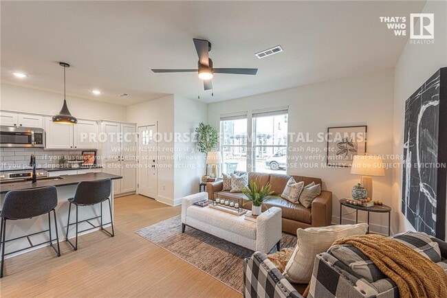Photo - 1031 S Laramie Hts