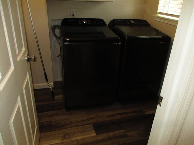 Photo - Becker-330/332 Unidad 330