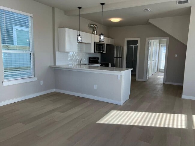 Photo - 3409 Valley Vista Dr