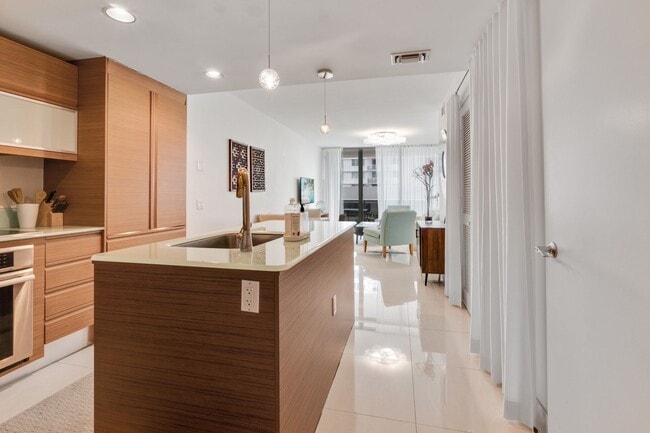 Photo - 5875 Collins Ave Unit # 604