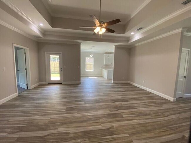 Photo - Spacious 3 Bedroom Home in Mary Esther!