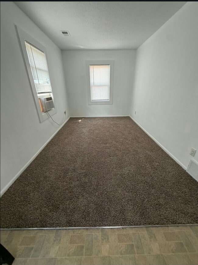 Building Photo - 2116-2119 9th Ave N Unit 2116 1/2