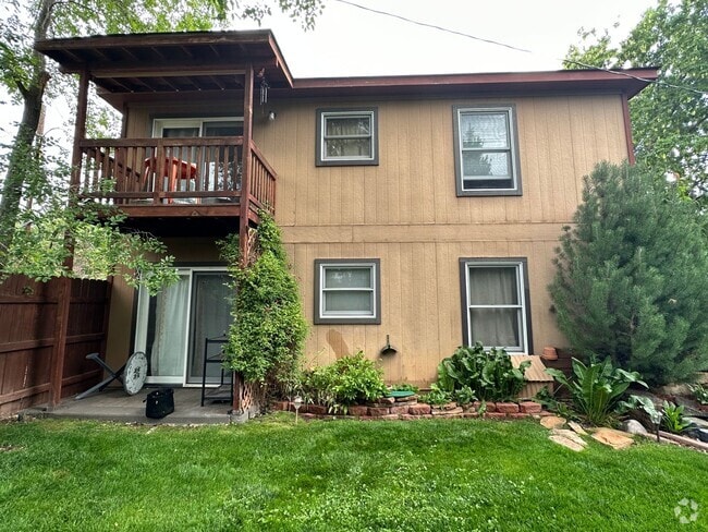 Building Photo - 765 Lincoln Ave Unit 765 (Downstairs) Rental