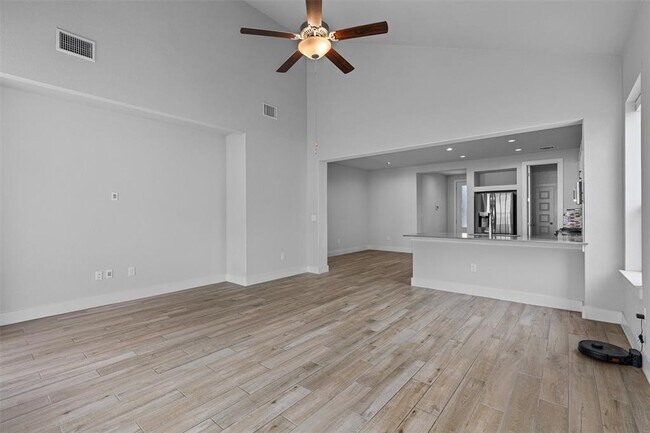 Photo - 11217 Charger Wy