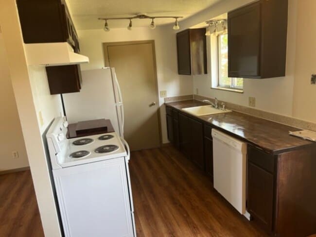 Photo - East Springfield 3 bedroom house at Eastridge Park