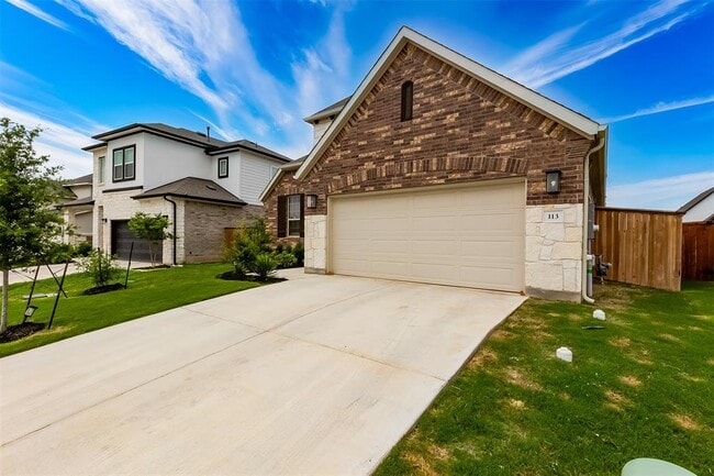 Photo - 113 Millbend Rd