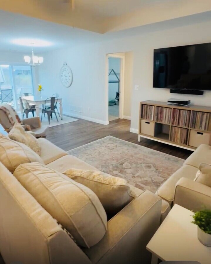 Photo - 5556 Sweetgum Cir