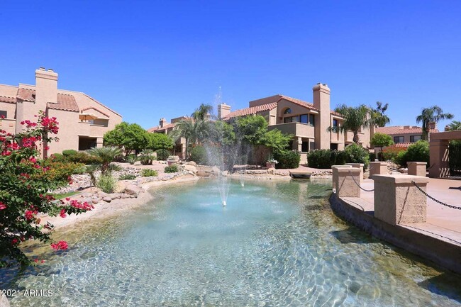 Building Photo - VENETIAN II 2 BEDROOM 2 BATH CONDO WITH GARAGE IN HEART OF NORTH SCOTTSDALE