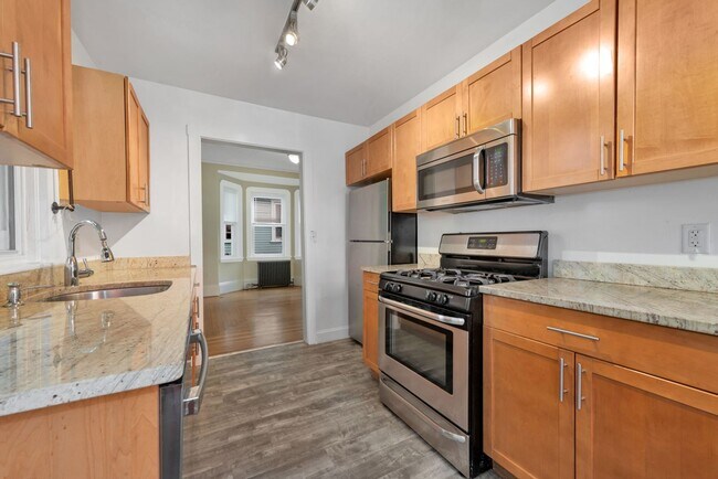 Photo - WOW!!!  NO FEE!!  5 BED/4 BATH SINGLE FAMILY BRIGHTON CENTER HOME