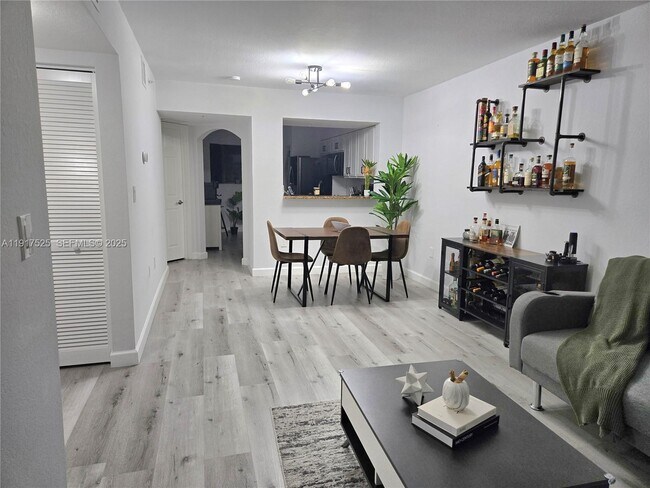 Photo - 22311 SW 88th Pl Unit 204-4