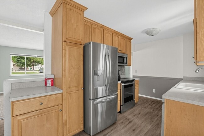 4546 Del Verde Dr