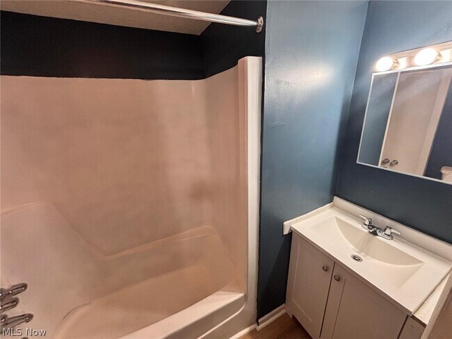 Photo - 519 Crosby St Unit 9