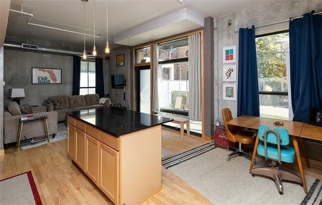 Photo - Modern 2-Bedroom, 2-Bathroom Condo – Prime...