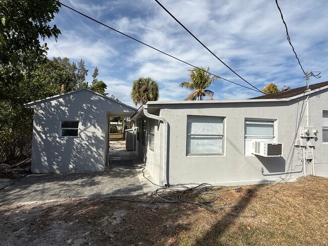 Photo - 1539 Magnolia Dr