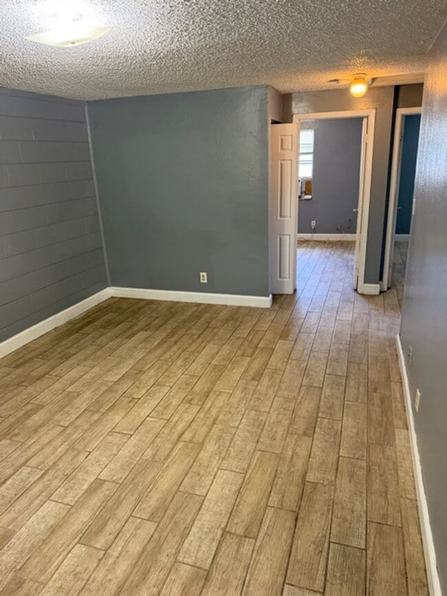 Building Photo - 8105 N Klondyke St Unit A