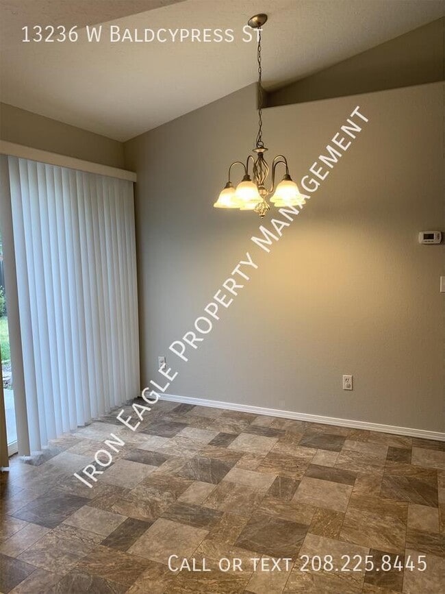 Photo - 13236 W Baldcypress St