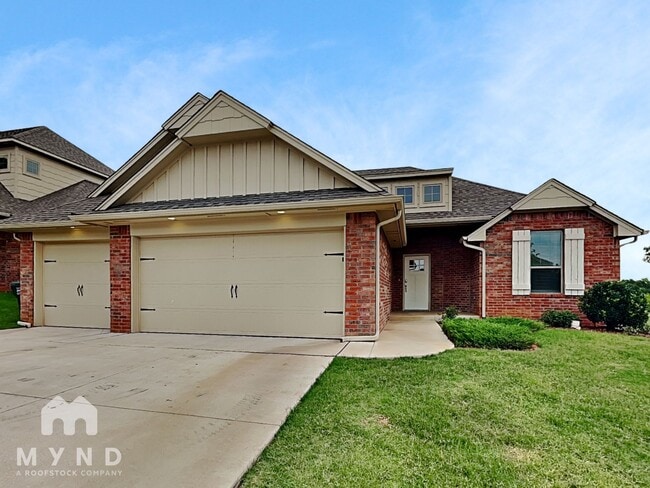 Photo - 509 Texoma Dr House