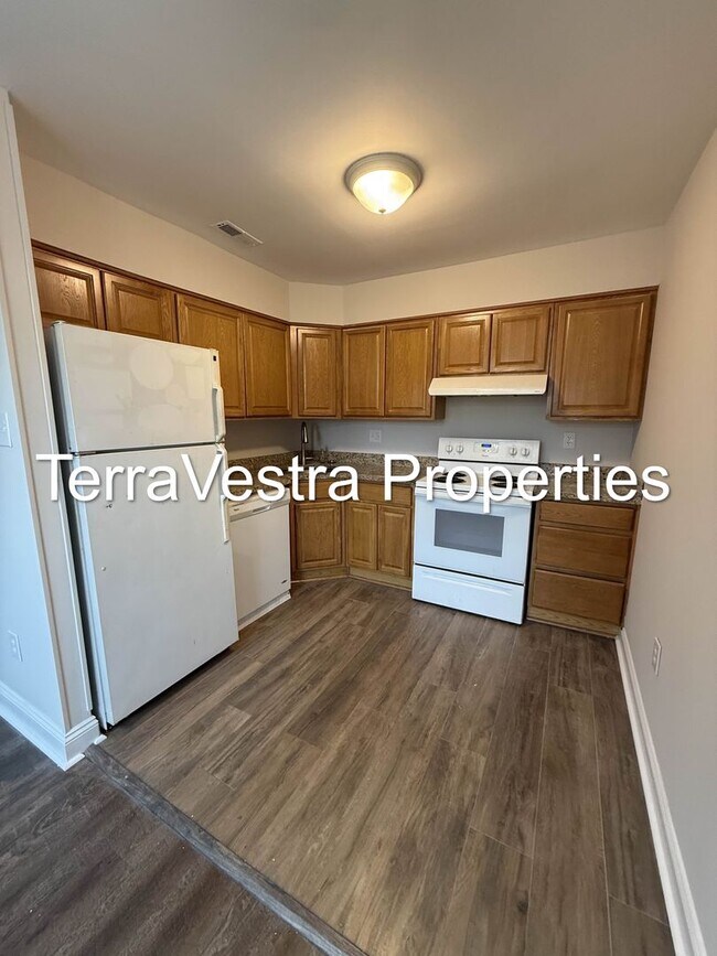 Photo - 162 Willow Turn Unit B