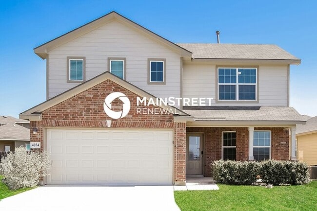 Building Photo - 4 Bedroom Pet-Friendly Home in SAINT HEDWIG, TX with Main Street Renewal