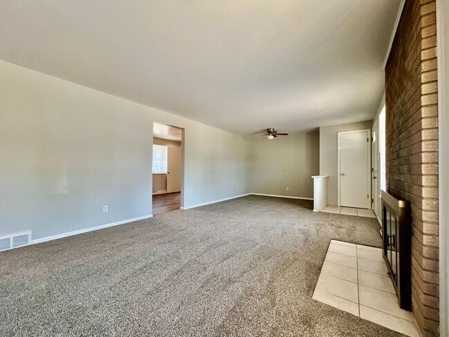 Photo - 7135 S Birch Way