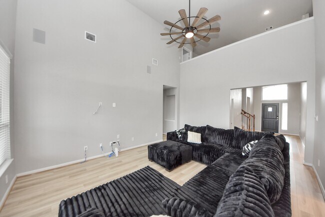 Photo - 16735 Rockwall St