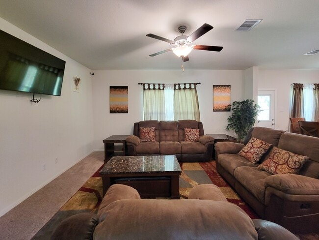 Photo - 10793 Castle Rock Dr