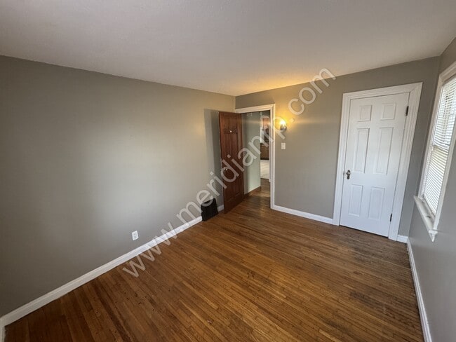 Photo - 2401 Redwood Ave