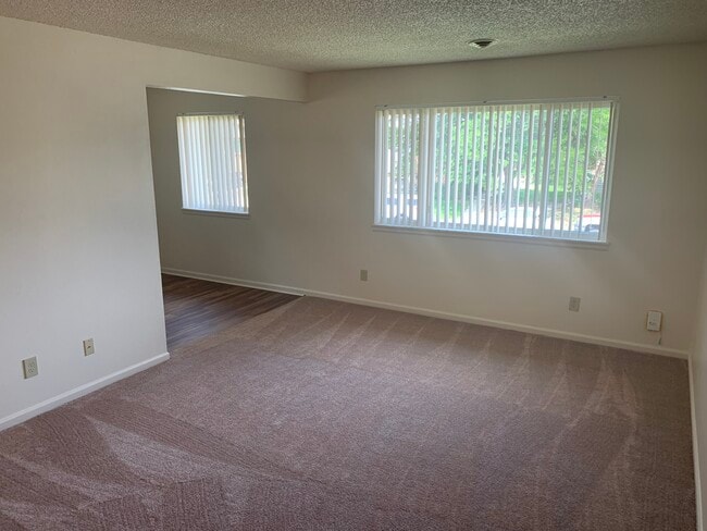 Sumner Apartments