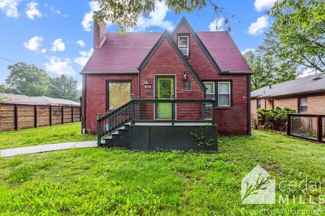 Building Photo - Amazing Tudor Home with Loads of Character!