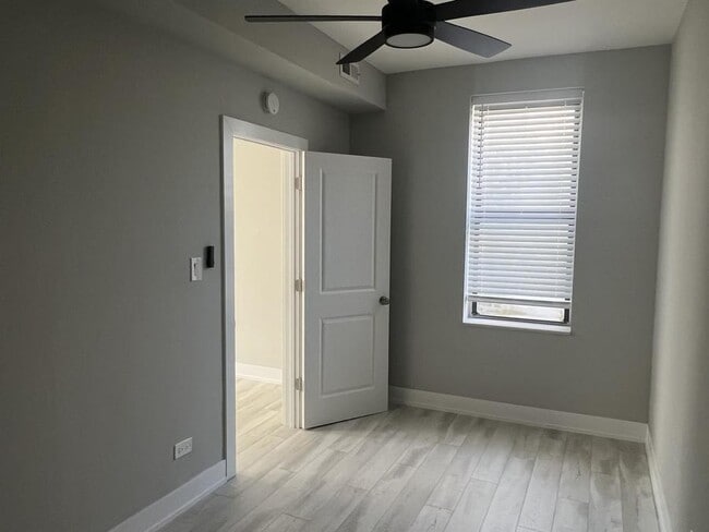 Photo - 1007 N California Ave Unit 3R