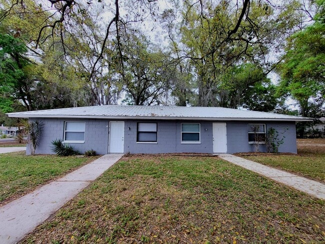 Photo - Coming Soon! 2 Bedroom, 1 Bathroom Duplex ...