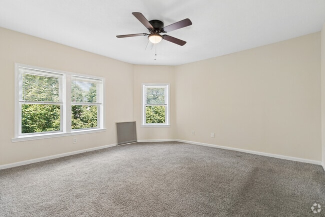 2BR, 1BA - Primary Bedroom