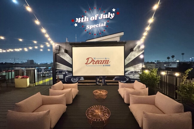 Cine al aire libre - The Dream on Tamarind Apartamentos