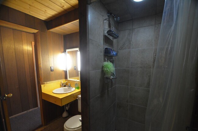Photo - 782 Shekel Ln