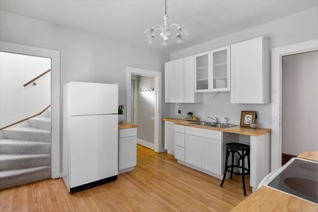 Photo - 3023 N Oakland Ave