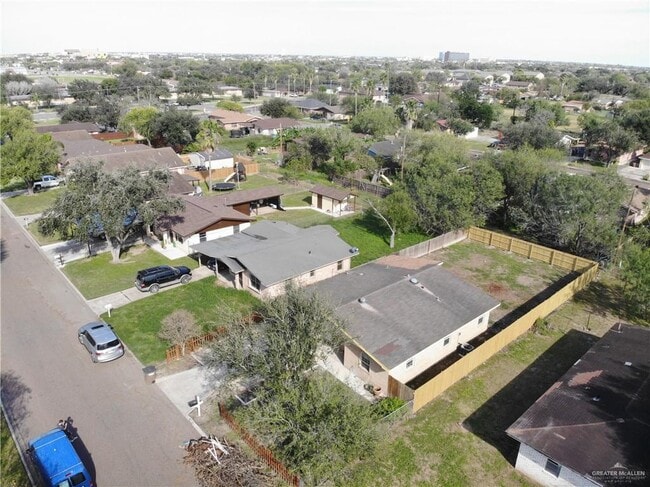 Photo - 33 S Lee Cir