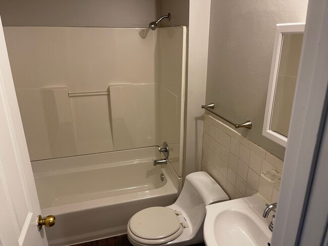 Photo - 3255 Delor St Unit 2W