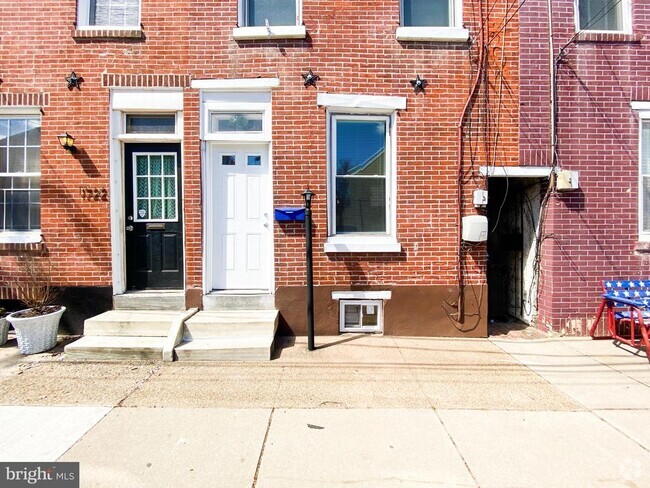 Building Photo - 1724 Blair St Rental