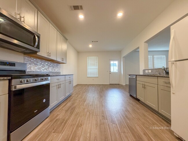 Building Photo - 1040 Greenshank Dr