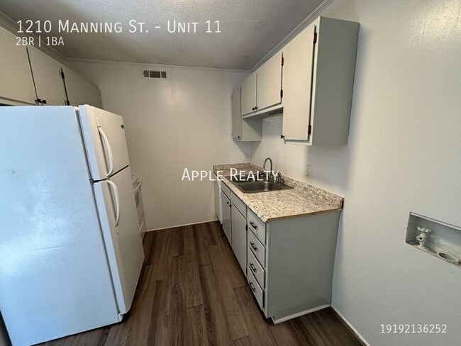 Photo - 1210 Manning St Unidad 11